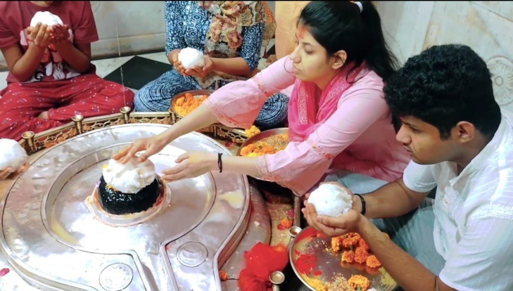 शिव अभिषेक एवं धार्मिक अनुष्ठान